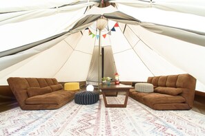 Living area - Ikoisanso (Karuizawa)