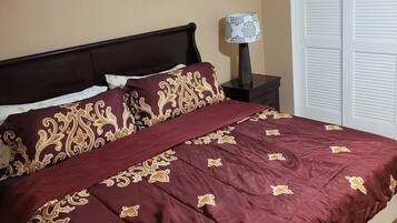 1 habitación, escritorio, tabla de planchar con plancha y wifi gratis