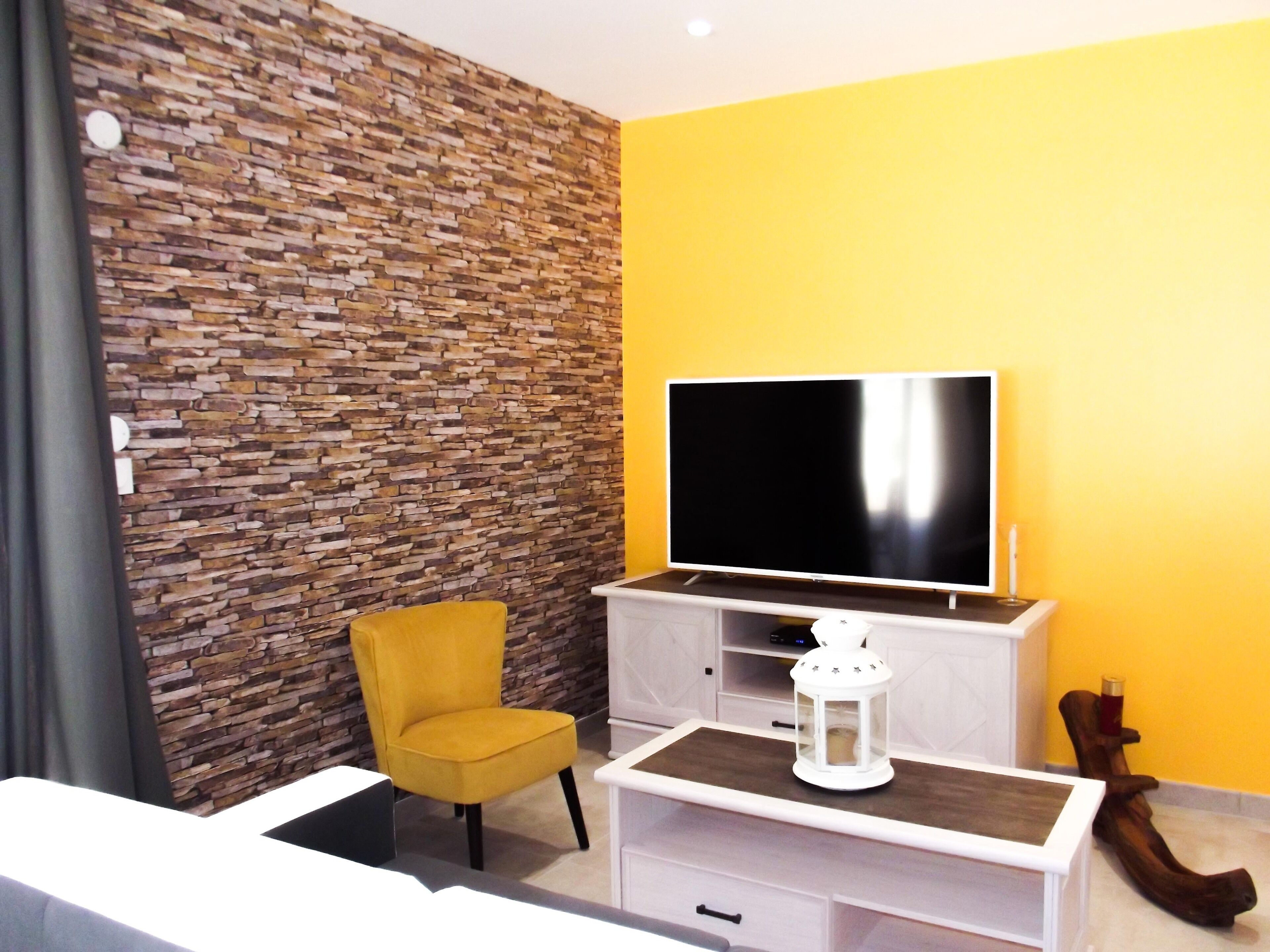 panoramic view of the mountains of the baronies