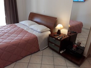 3 Schlafzimmer, Bügeleisen/Bügelbrett, kostenloses WLAN, Bettwäsche