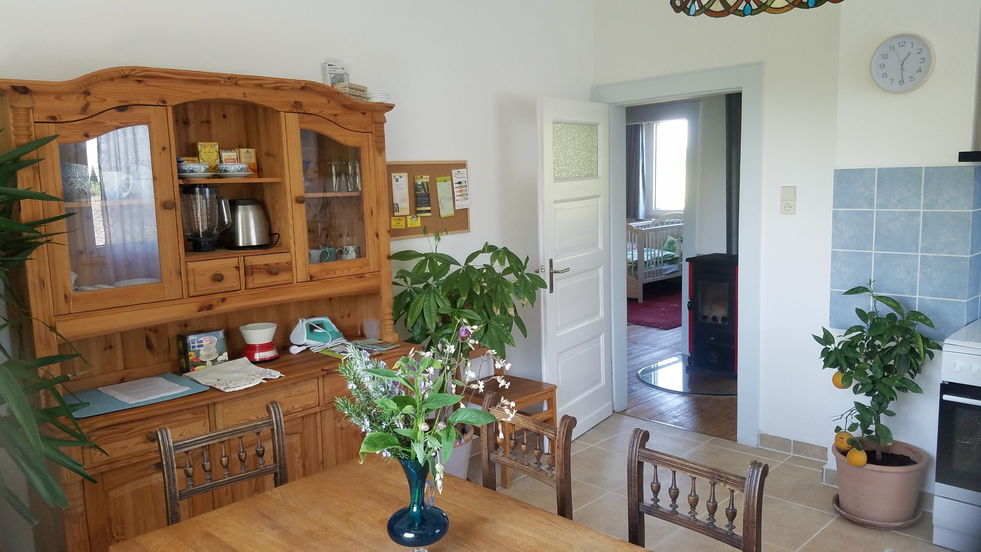 Old School Kail - charming, stylish, and family-friendly