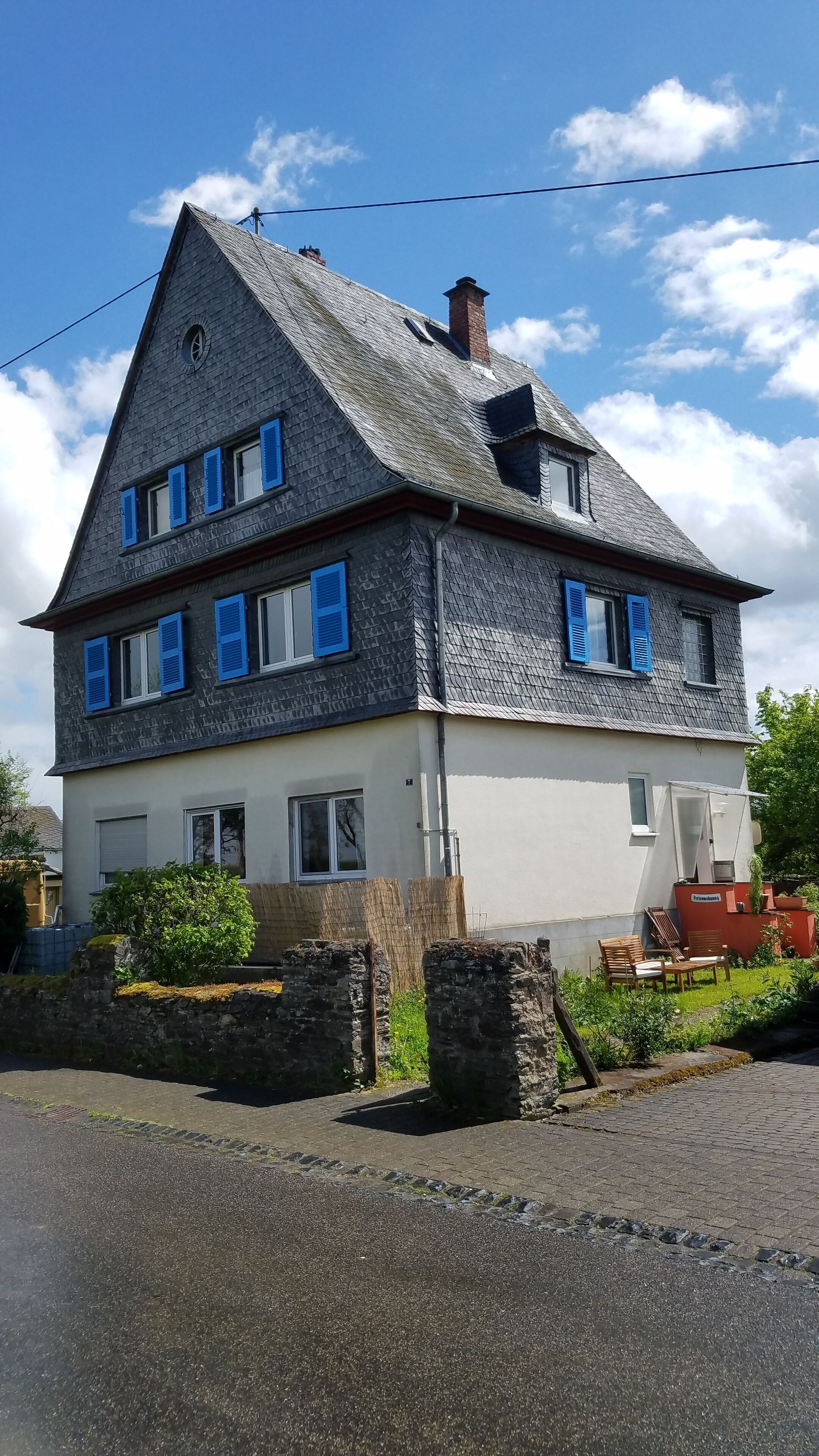 Old School Kail - charming, stylish, and family-friendly