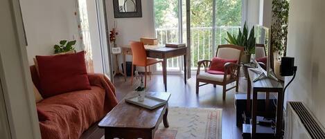 Smart TV, lettore DVD, impianto stereo