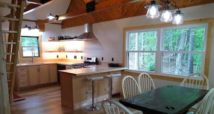 Remodeled 2020 Lake Cabin.