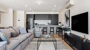 智能电视、Netflix、流媒体服务