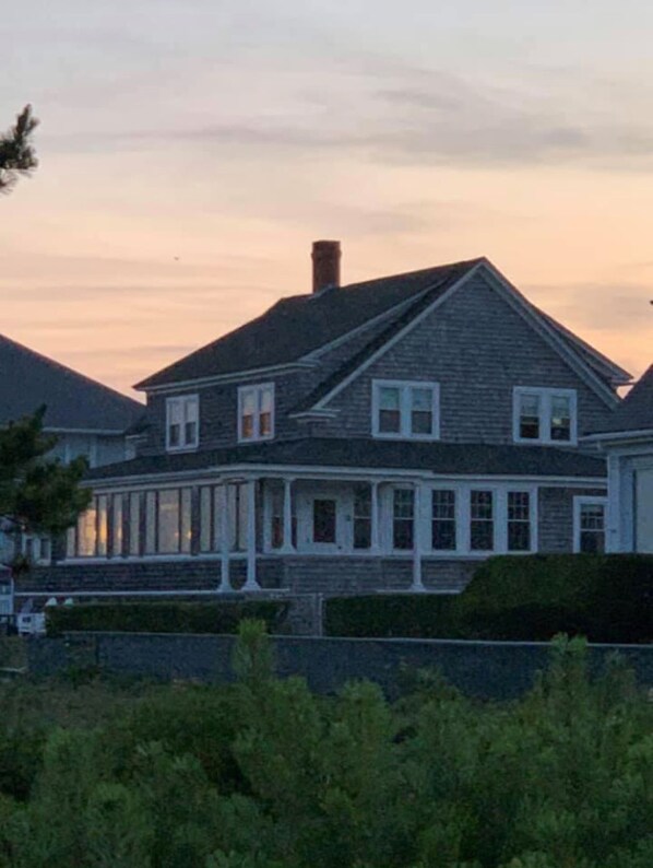 Exterior - Classic New England Waterfront Cottage (Scarborough)