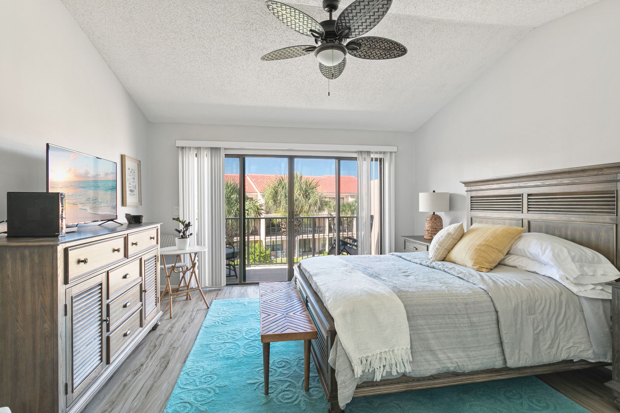 Beautiful 2BR 2.5BA Ocean View Condo - The Perfect Beach Getaway!