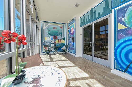 3L | Lifestyle Center Living| Spacious Gated Condo Home