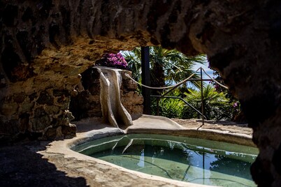 Kardibà-luxury Oasis in Natural Reservoir