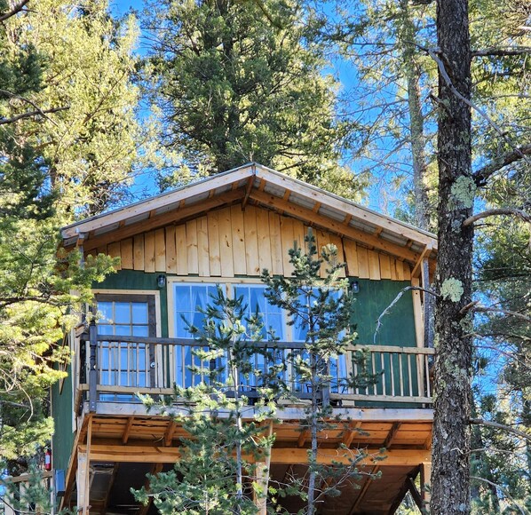 Exterior detail - Rustic Romantic Treehouse  Near Cloudcroft New Mexico (Mayhill)