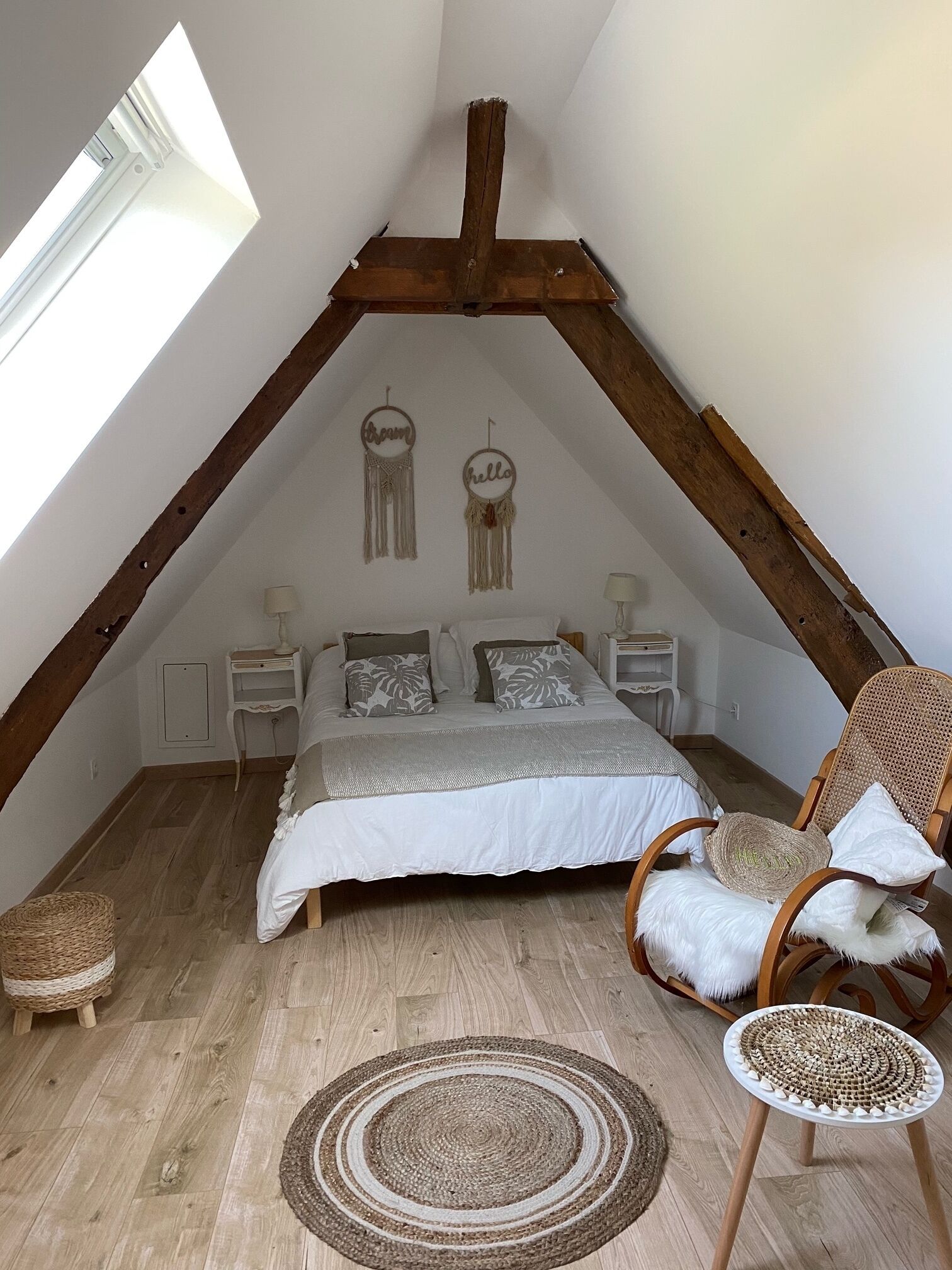 3 chambres, fer et planche à repasser, Wi-Fi gratuit, draps fournis