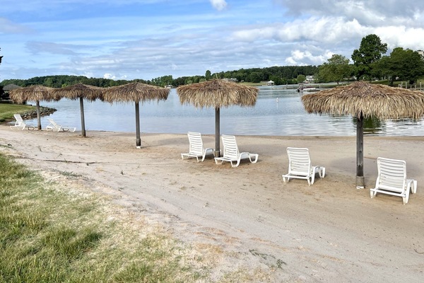 Beach nearby, sun-loungers