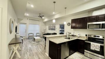 Fridge, microwave, oven, stovetop