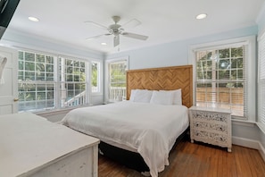 4 bedrooms, free WiFi, bed sheets