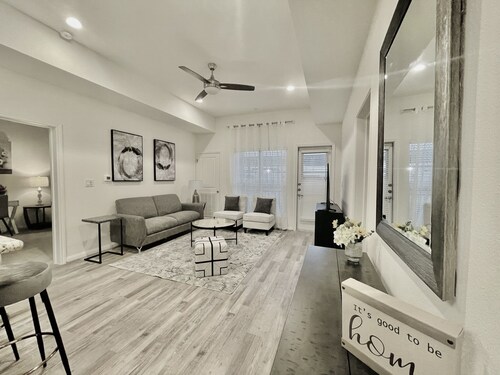 1K| Spacious Home in Gated Complex| Walk to your Daily Needs