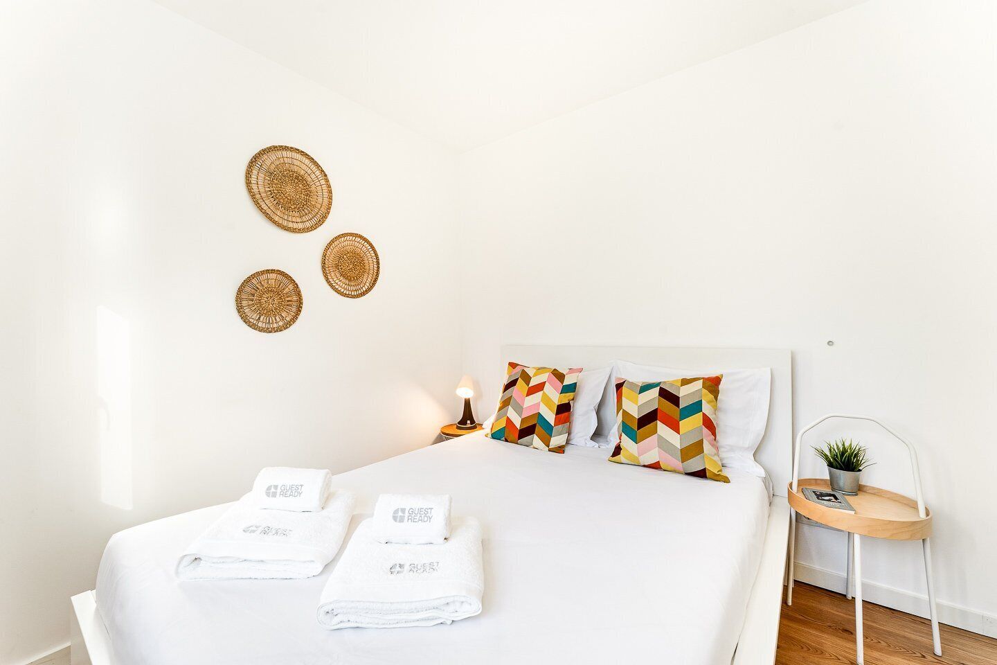 2 Schlafzimmer, Schreibtisch, Bügeleisen/Bügelbrett, Internetzugang