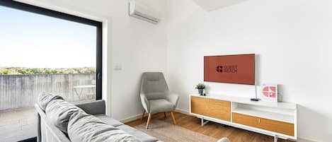 TV