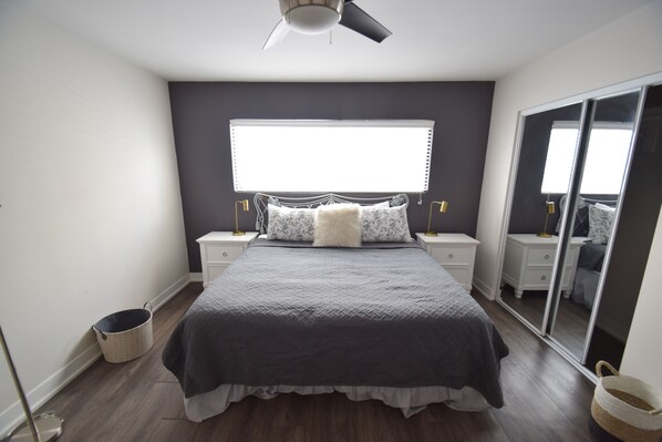 1 bedroom, individually decorated, individually furnished, desk - Boutique Hollywood (Los Angeles)