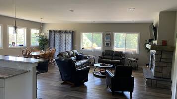 Smart TV, fireplace, table tennis, books