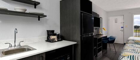 Full-size fridge, microwave, coffee/tea maker, toaster