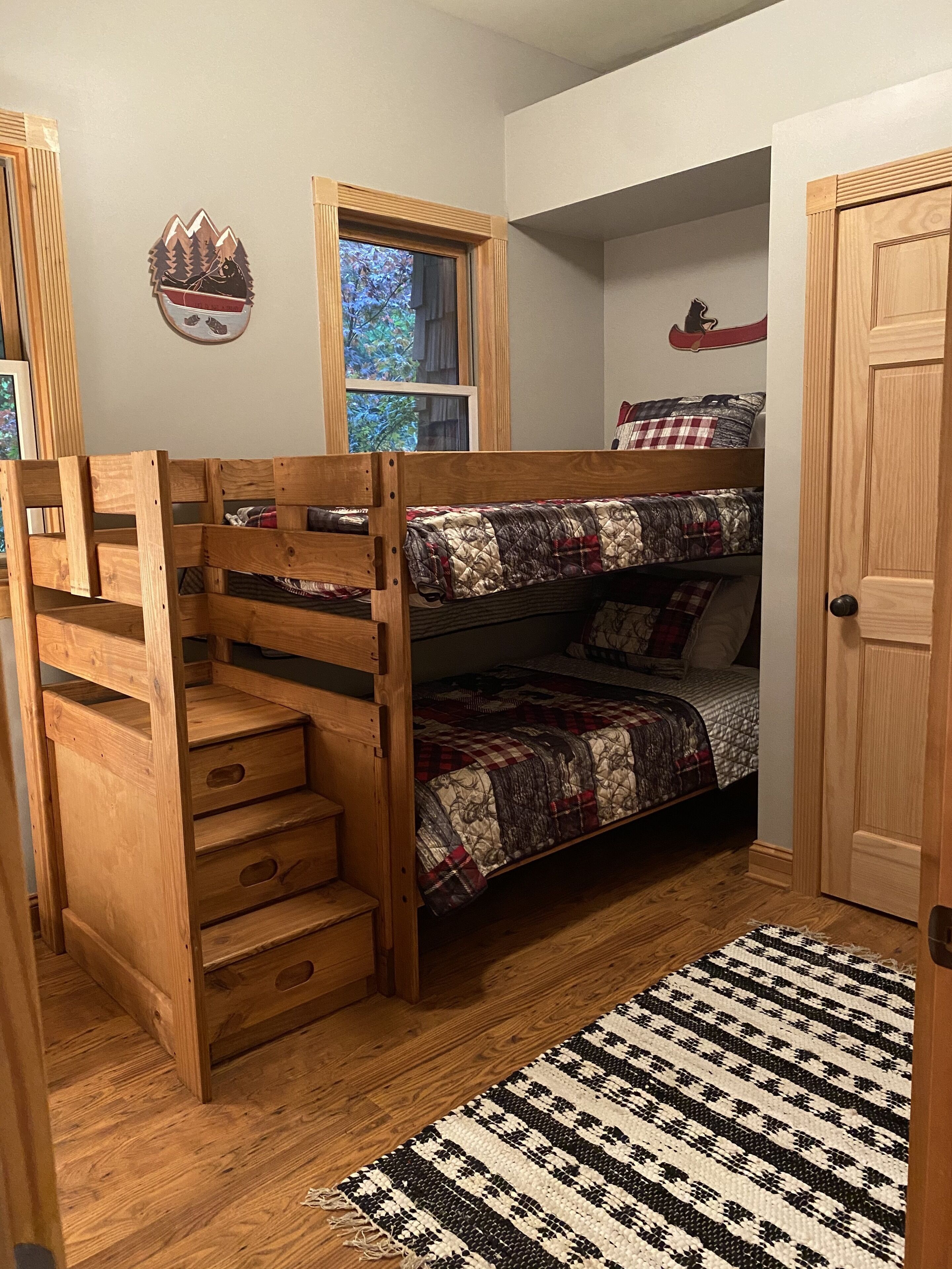 Creekside: Relax & Leave the World Behind