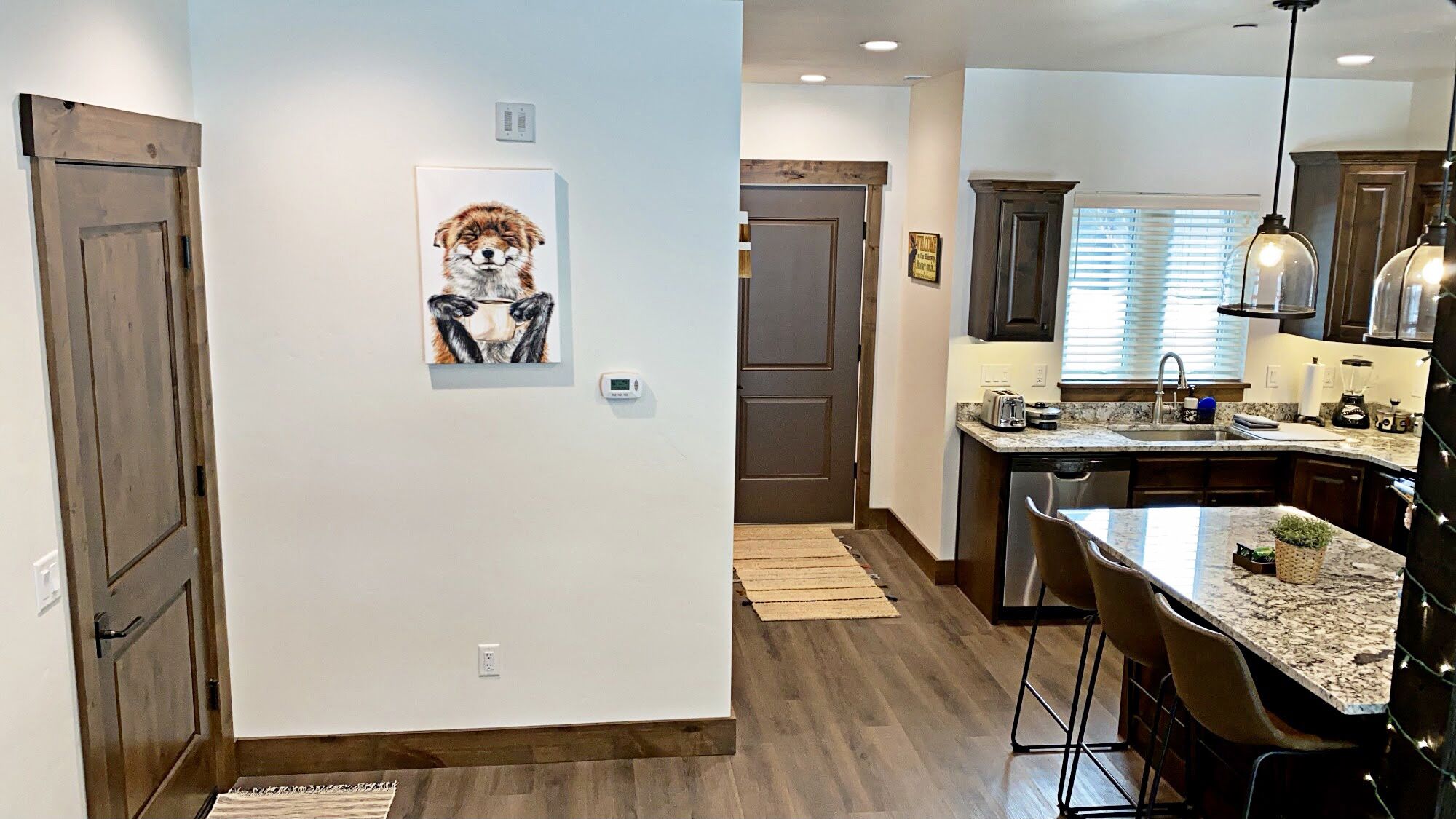 Rustic Townhome Retreat Surrounded By Scenic Mtns