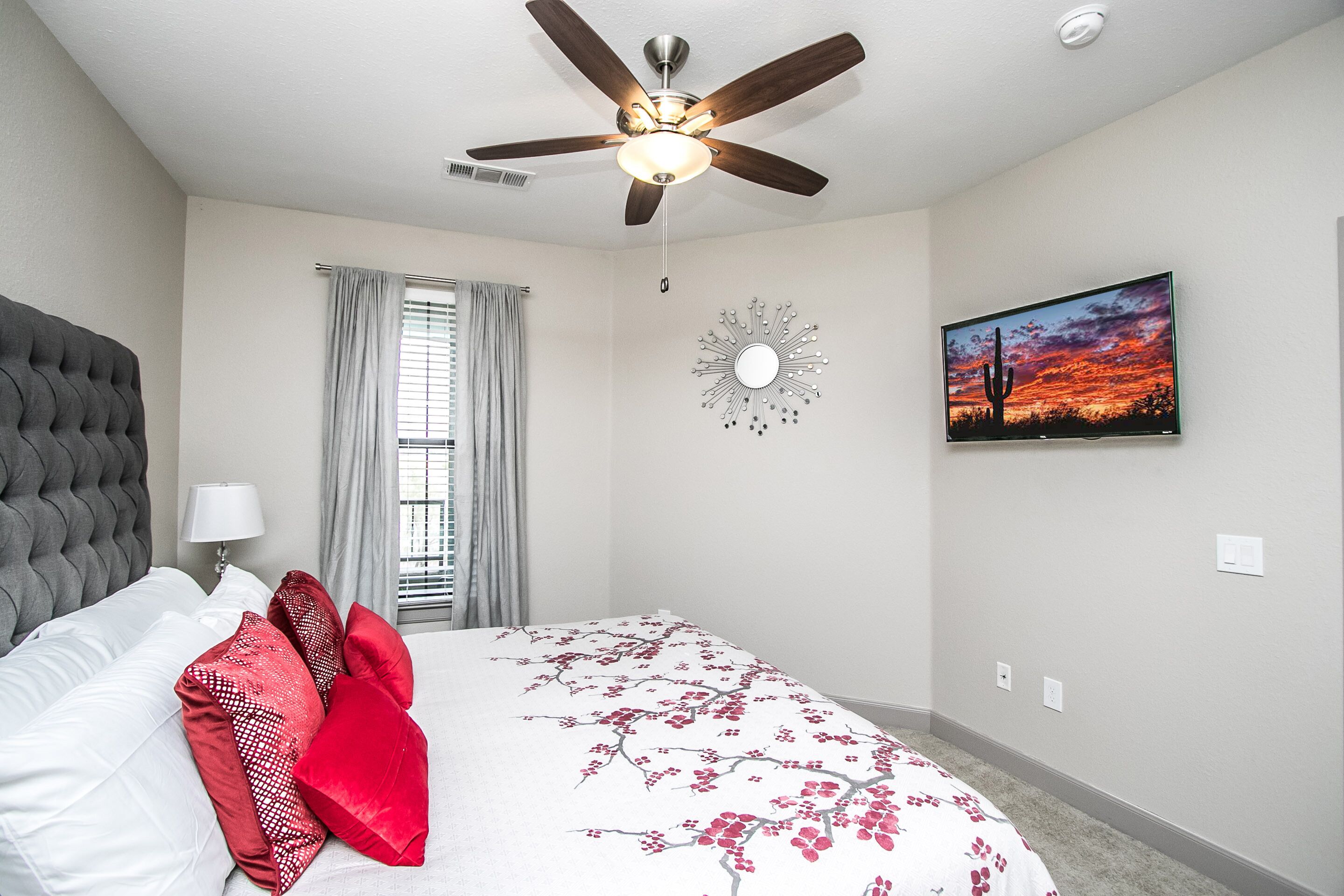 Rooftop Pool-Close 2 Shops-Dining-C4419