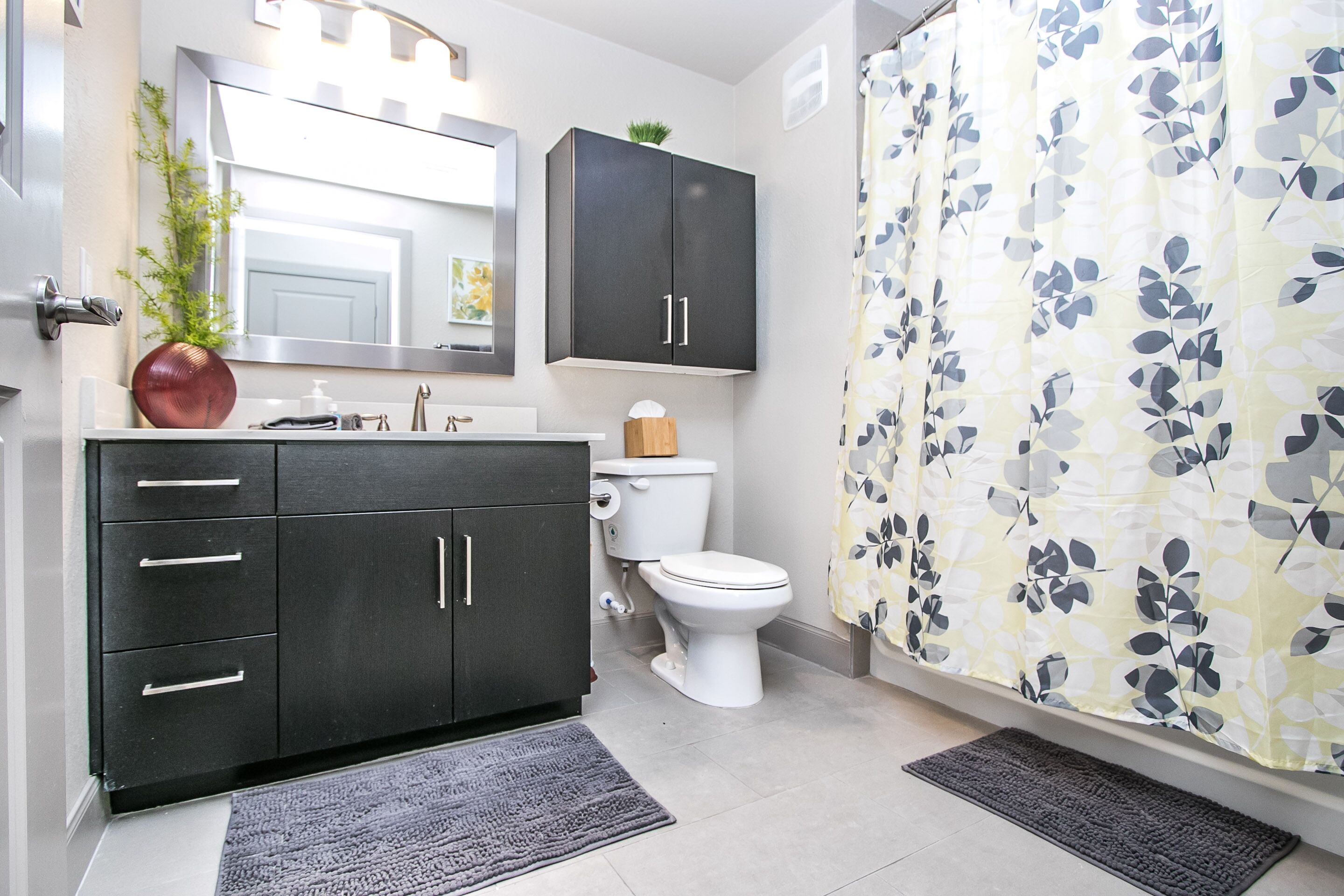 Rooftop Pool-Close 2 Shops-Dining-C4419