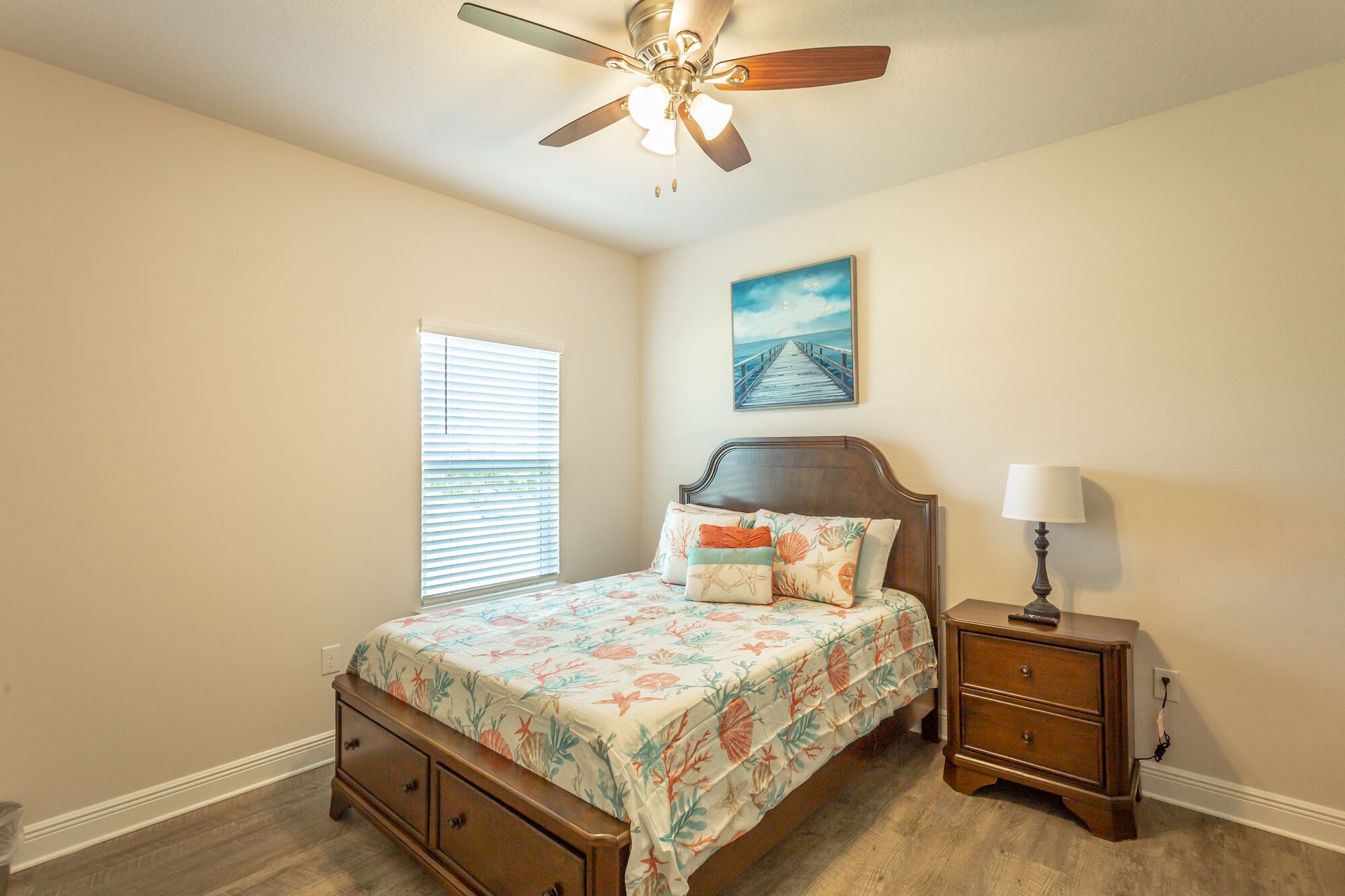 Footprints in the Sand! Windmark Beach - less than a minute walk to beach