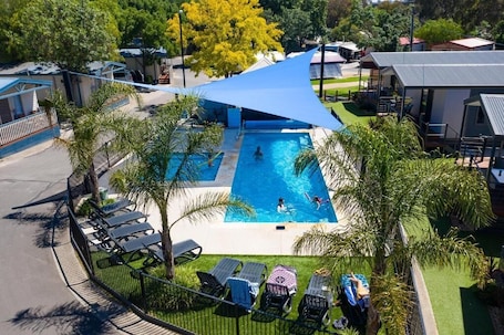 Exterior. Geelong Holiday Park