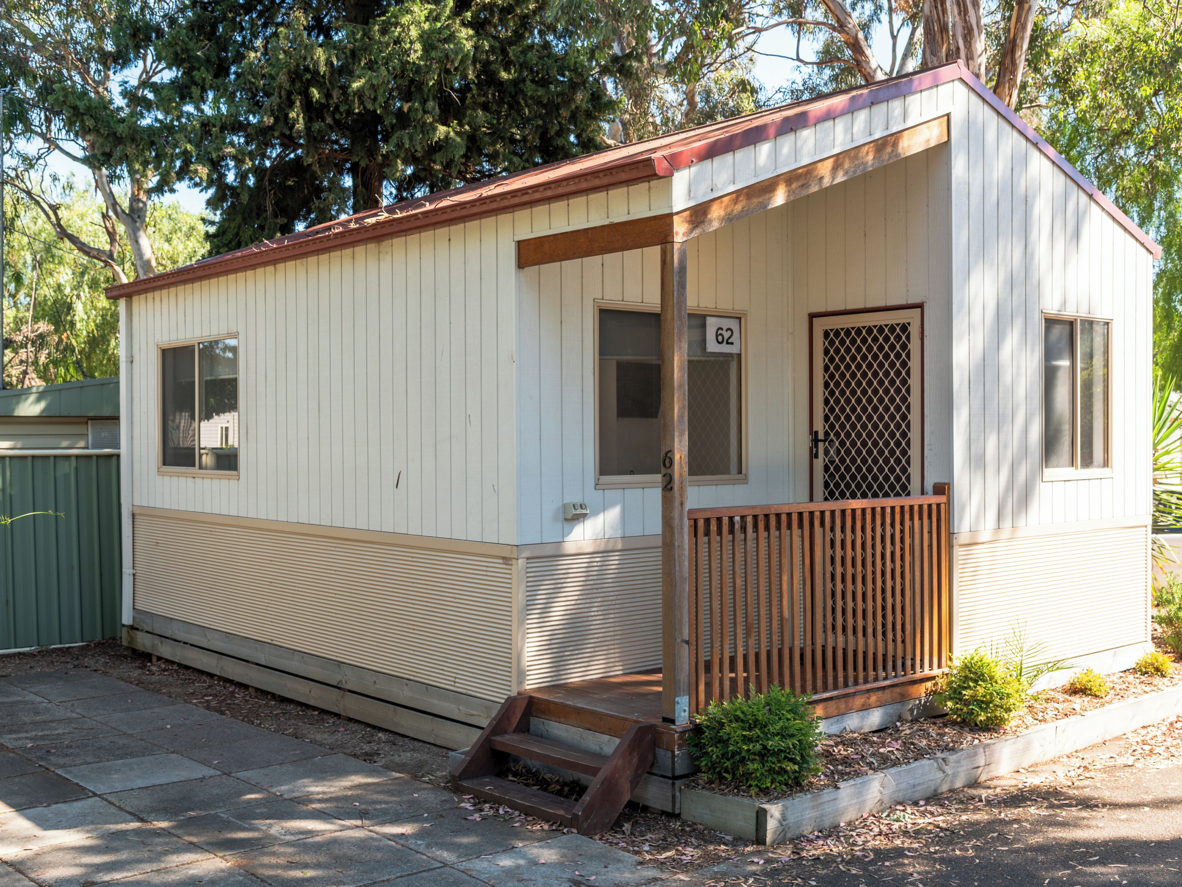 Superior 1 Bedroom Cabin | Bed sheets