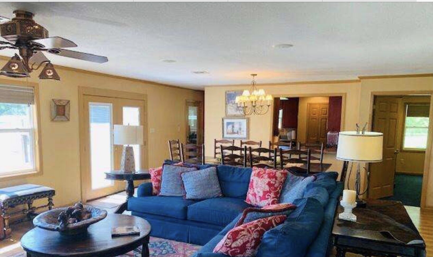 A true elegant, peaceful getaway, Close to Waco, Magnolia Silos and Waco