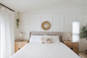 3 soverom, strykejern/-brett, reiseseng for barn og wi-fi (inkludert)