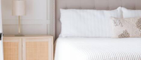 3 bedrooms, iron/ironing board, travel crib, free WiFi