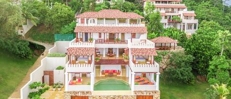 Draps en coton égyptien, literie de qualité supérieure, Wi-Fi gratuit