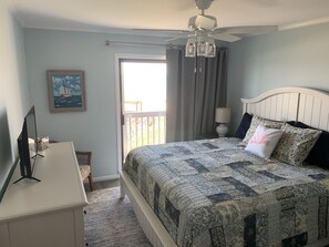 3 sovrum, skrivbord, strykjärn/strykbräda och wi-fi