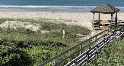 Shore Beats Work! Direct Oceanfront Atlantic Beach Paradise