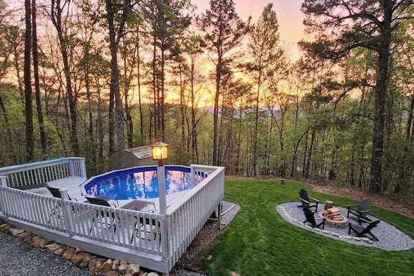 Backyard !
➤ Discover more than 150+ Luxury Vacation Rentals, STRs, Cabins & Treehouses by ENJOY UNIQUE STAYS across Chattanooga, Lookout Mountain, Carolinas, Michigan & Alabama!