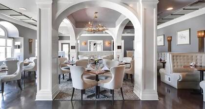 The Sire Hotel Lexington Tapestry Collection by Hilton