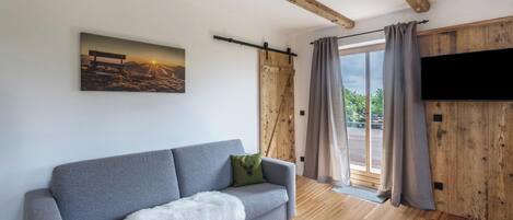 Télévision, table de tennis de table