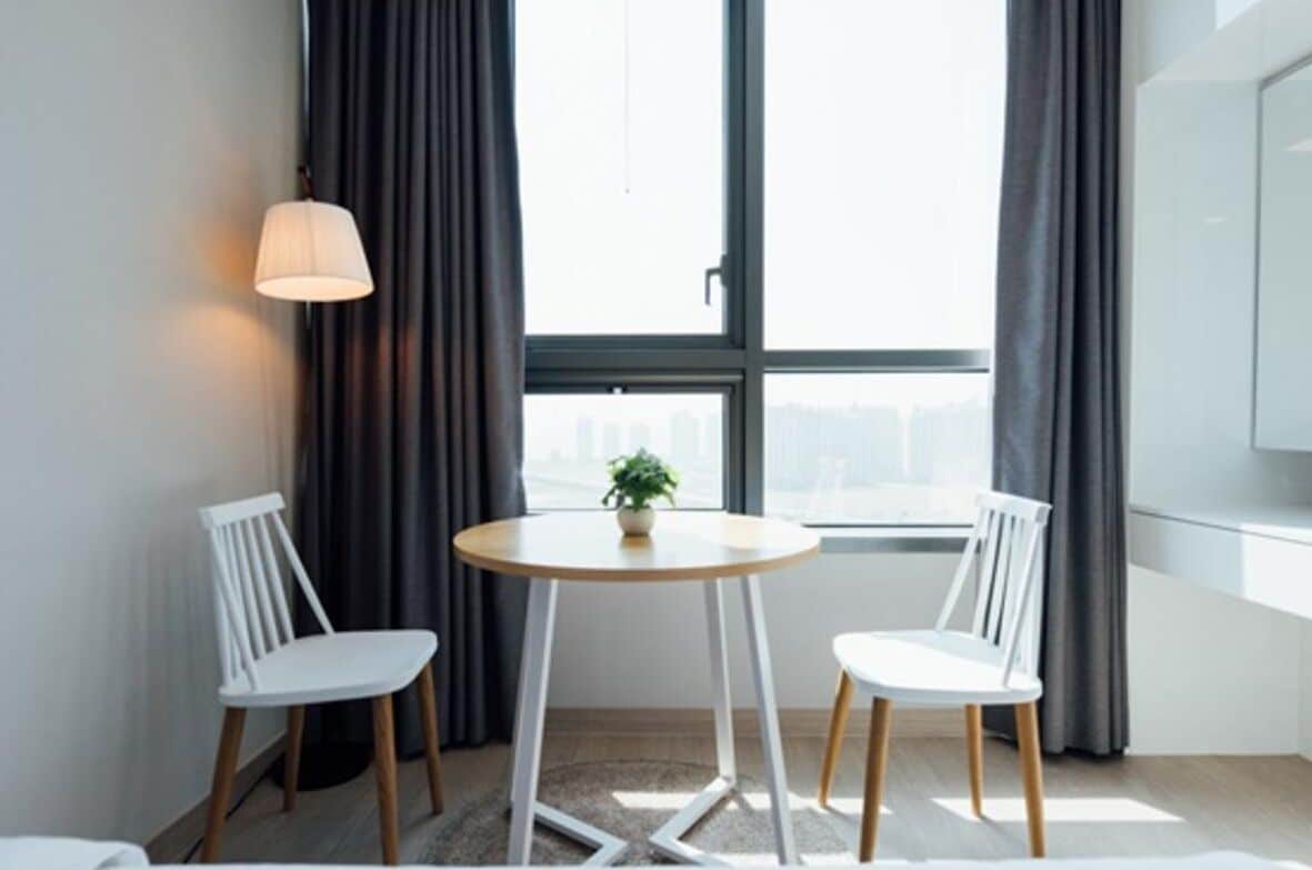 家庭双床房 | 遮光窗帘、免费 WiFi、床单