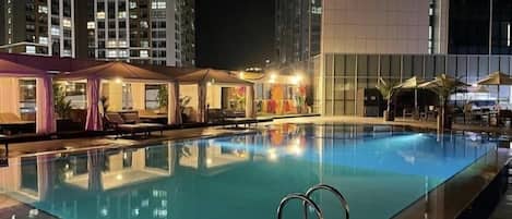 Seasonal outdoor pool, open 10:00 AM to 9:00 PM, cabanas (surcharge)