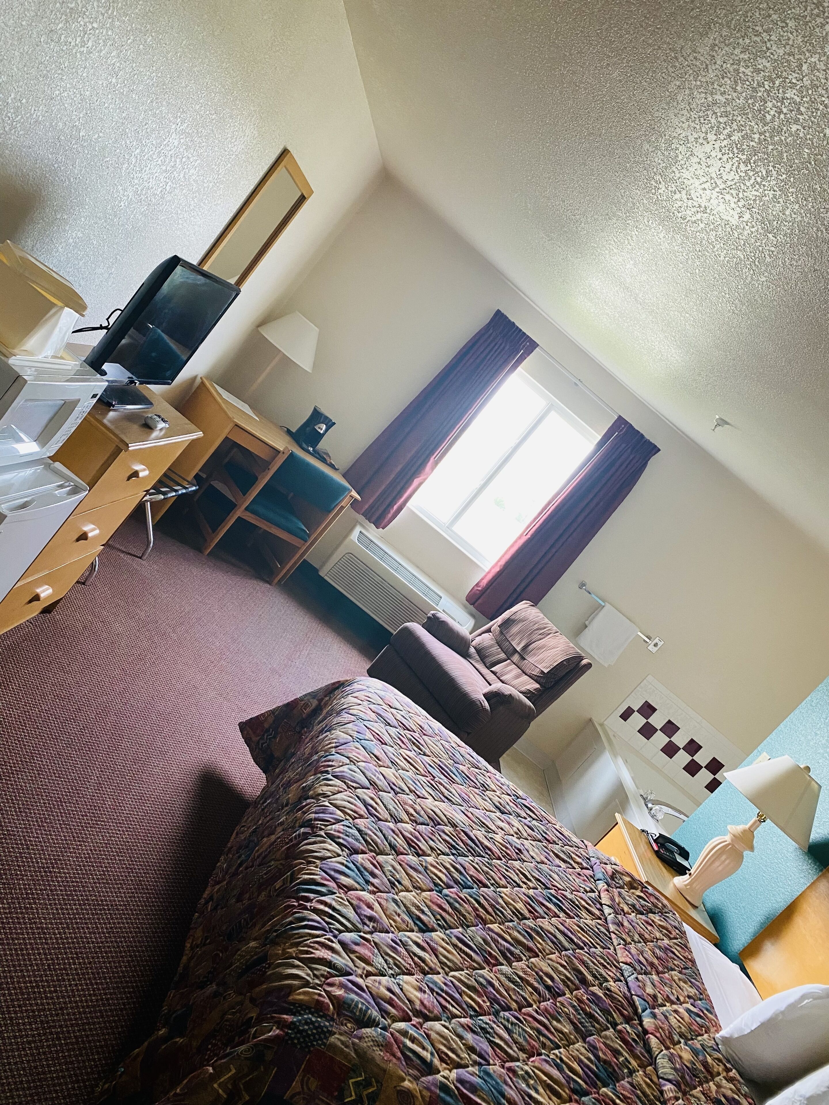 room, 1 king bed | 1 bedroom, iron/ironing board, free wifi, bed sheets