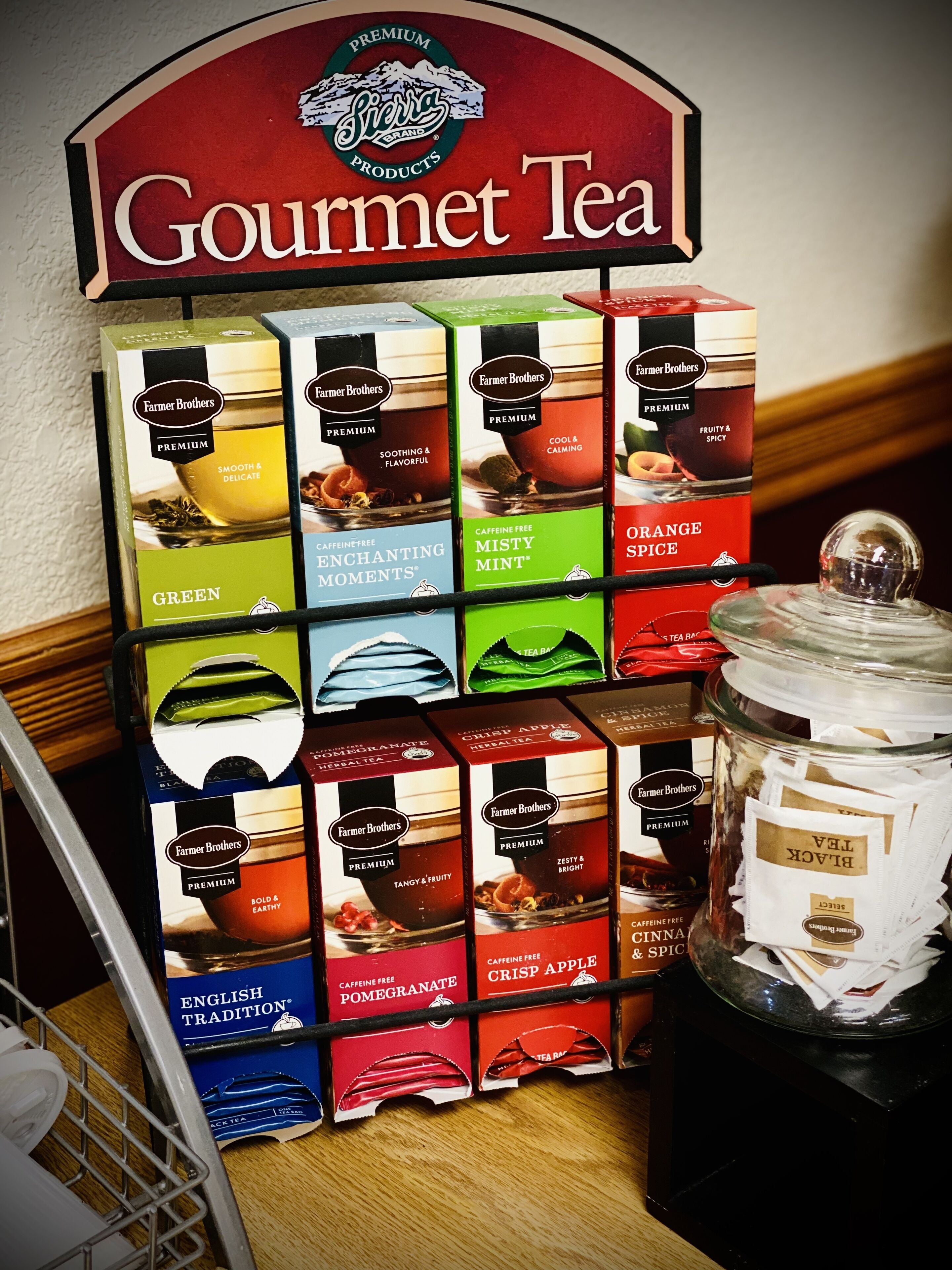 free daily continental breakfast