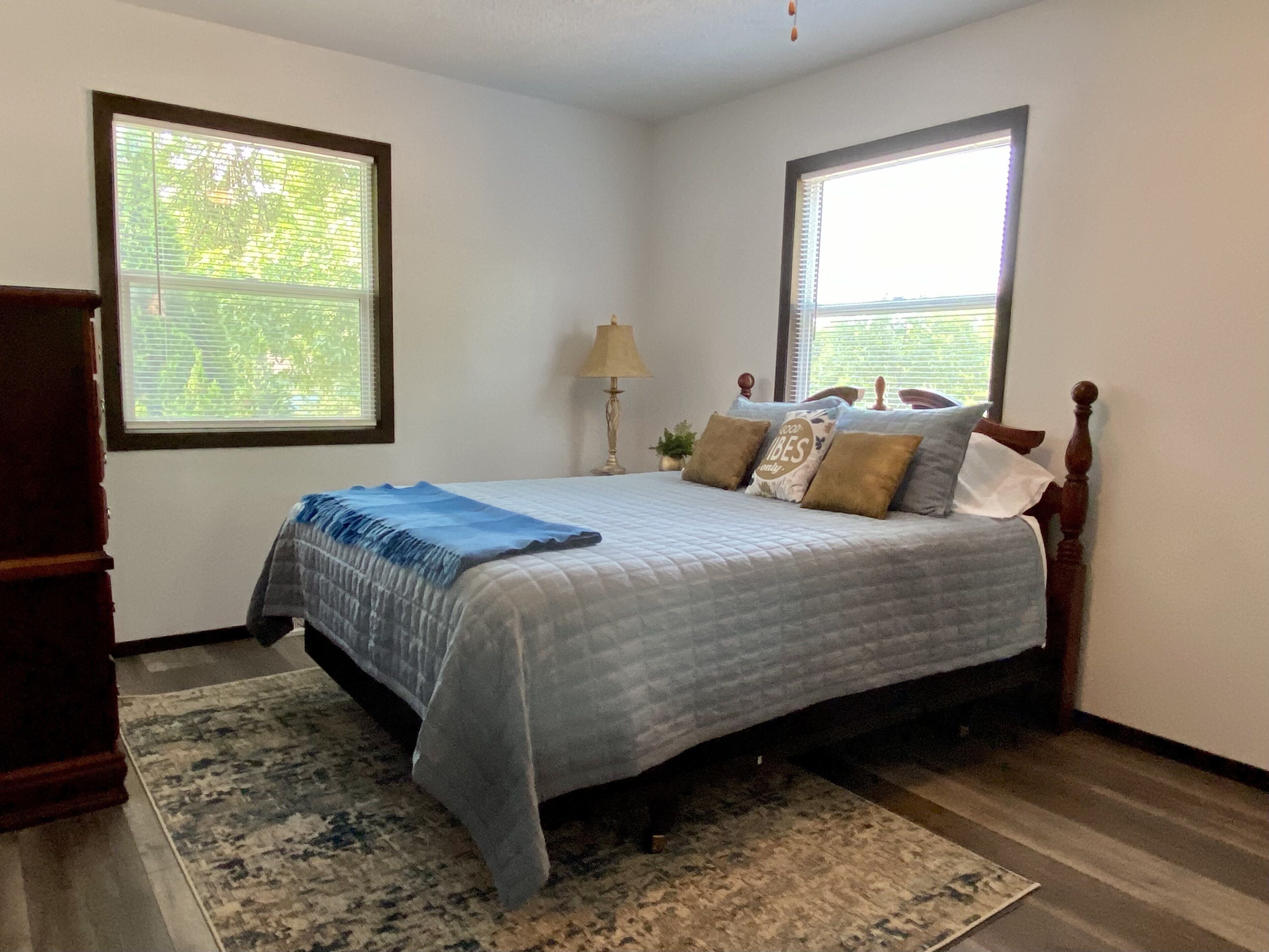 3 bedrooms, iron/ironing board, travel crib, free WiFi