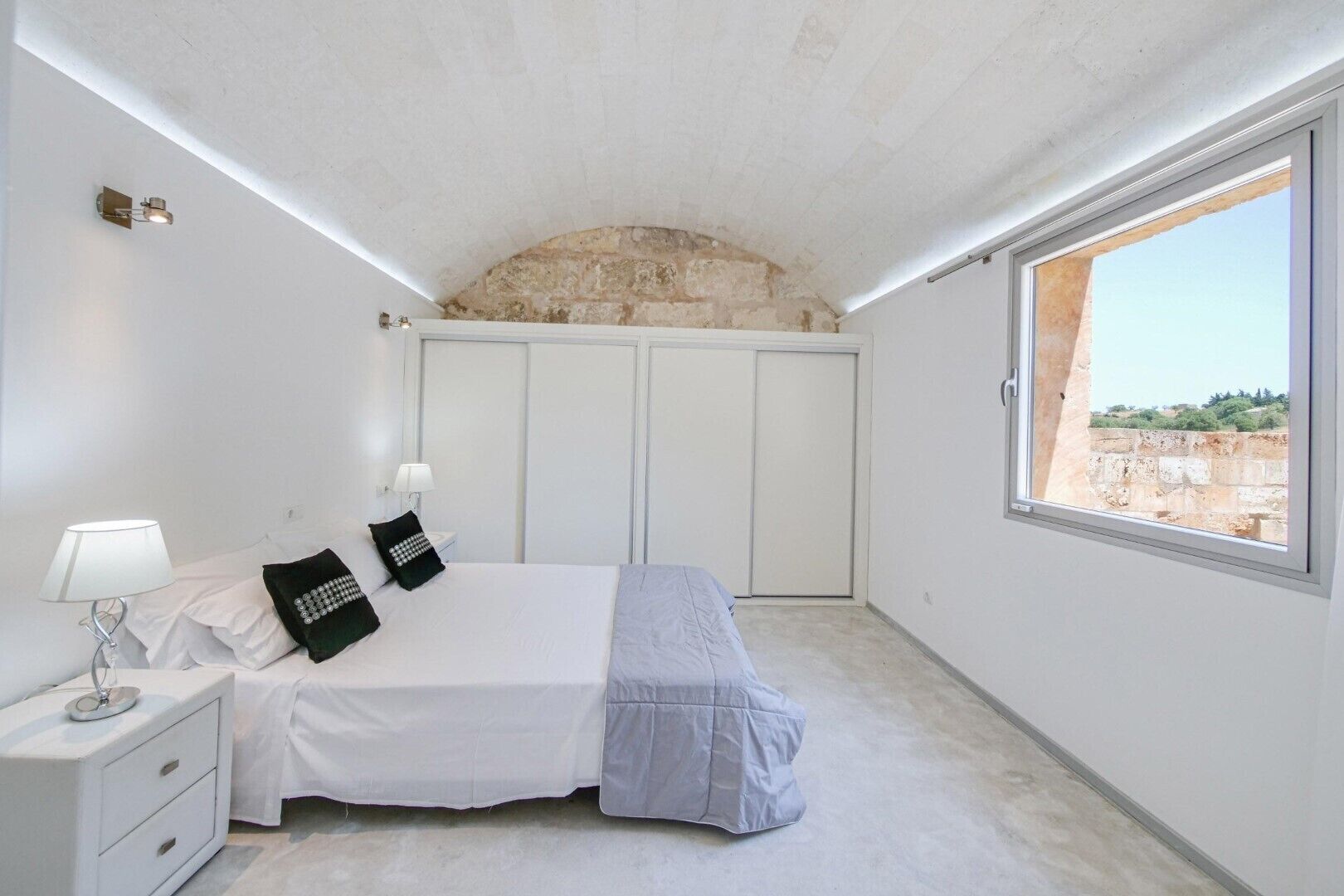 3 habitaciones, tabla de planchar con plancha y wifi gratis 