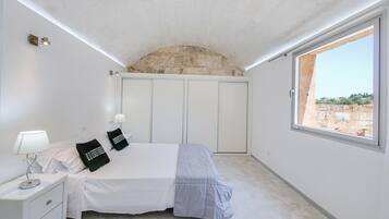 3 habitaciones, tabla de planchar con plancha y wifi gratis