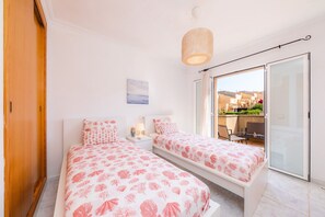 2 Schlafzimmer, Bügeleisen/Bügelbrett, kostenloses WLAN, Bettwäsche