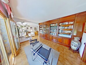 Imagen sin descripción, 3 de 26, botón