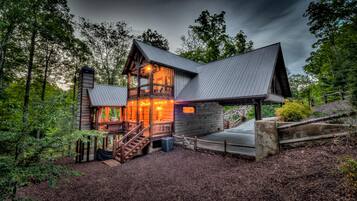 House, 3 Bedrooms | Exterior